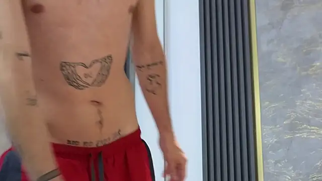 NikoStone  online show from 12-20-25, 04:37