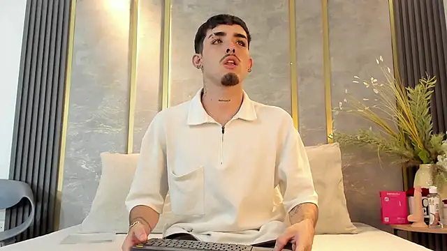 NikoStone  online show from 12-23-25, 01:16