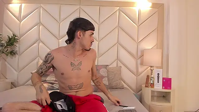 NikoStone  online show from 04-01-26, 04:47