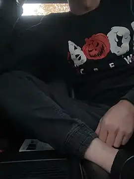 bmwe71 online show from 11-06-25, 02:43