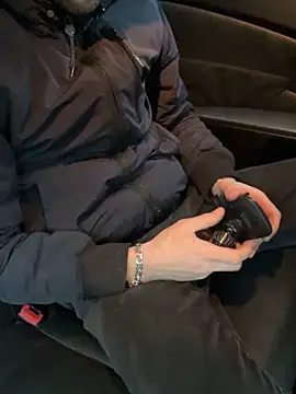 bmwe71 online show from 02-12-26, 03:01