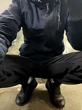 bmwe71 online show from 11-17-25, 02:10