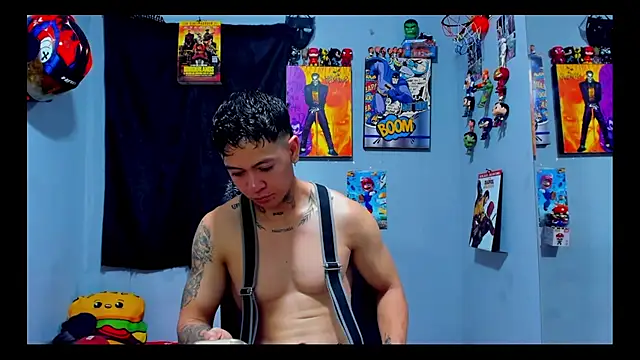 Snapshot of AlamJams chatting on 09-15-25, 05:13 AlamJams online show from 09-15-25, 05:13