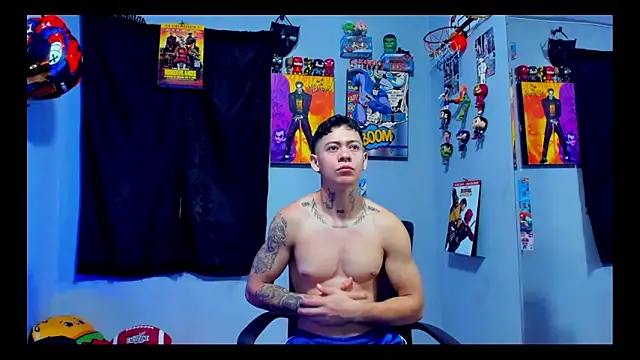 Snapshot of AlamJams chatting on 09-10-25, 05:45 AlamJams online show from 09-10-25, 05:45