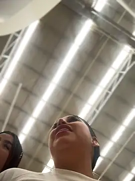 Sophie Dreamss online show from 12-21-25, 05:47