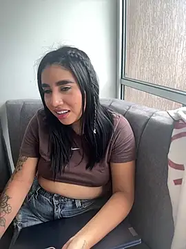 Snapshot of Sophie_Dreamss chatting on 05-14-26, 07:55 Sophie Dreamss online show from 05-14-26, 07:55