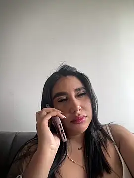 Snapshot of Sophie_Dreamss chatting on 04-23-26, 09:49 Sophie Dreamss online show from 04-23-26, 09:49