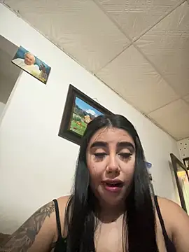 Snapshot of Sophie_Dreamss chatting on 05-12-26, 09:21 Sophie Dreamss online show from 05-12-26, 09:21