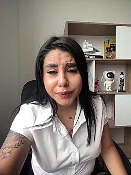 Sophie Dreamss online show from 03-06-26, 07:09