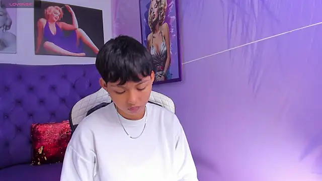 Snapshot of tefi_meow chatting on 09-14-25, 11:54 tefi meow online show from 09-14-25, 11:54