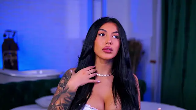 AishaaDevoe online show from 11-16-25, 07:29