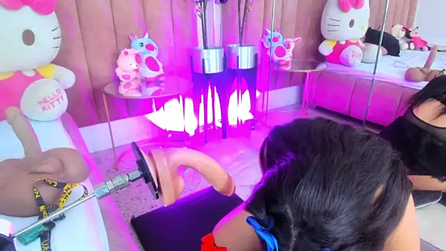 LizzyOlsen online show from 11-20-25, 04:57