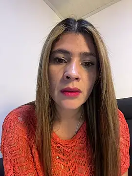 Skarlett 12  online show from 10-26-25, 11:10