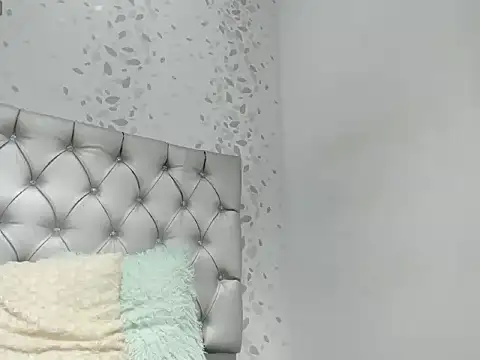 michelle perla online show from 11-04-25, 07:50