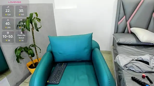 Sofia villareal online show from 01-08-26, 12:22