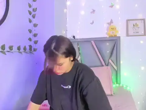 Snapshot of Sofia_villareal chatting on 02-10-26, 01:21 Sofia villareal online show from 02-10-26, 01:21