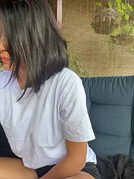 Thais kim online show from 04-09-26, 04:35