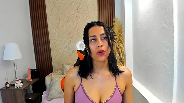 Thais kim online show from 11-01-25, 12:21