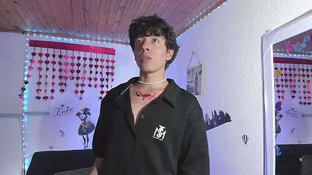 Dani Lips  online show from 09-15-25, 09:04