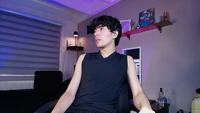 Dani Lips  online show from 10-04-25, 08:21