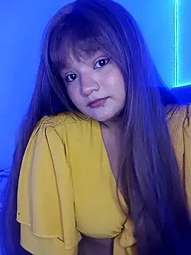 Snapshot of Sofia18hotdding chatting on 10-19-25, 11:18 Sofia18hotdding online show from 10-19-25, 11:18