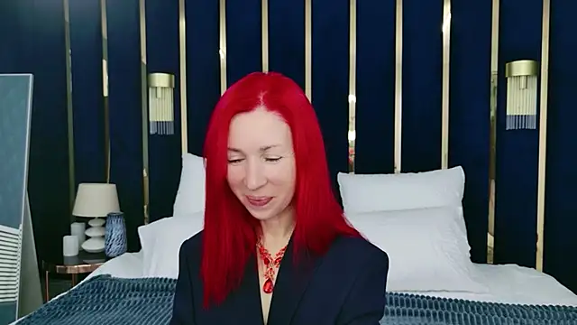 Sofia Lix online show from 12-16-25, 04:11