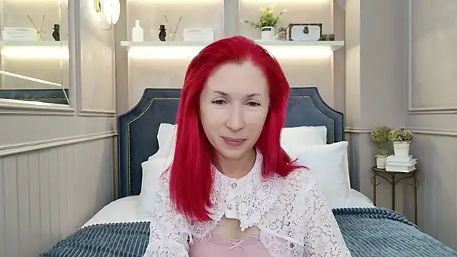 Sofia Lix online show from 12-14-25, 08:14