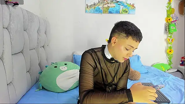 christopher Hot online show from 02-06-26, 08:05