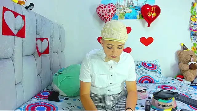 christopher Hot online show from 02-16-26, 07:12