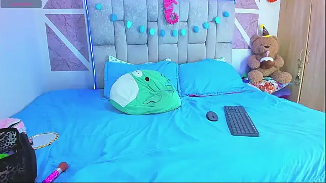 christopher Hot online show from 03-28-26, 08:43