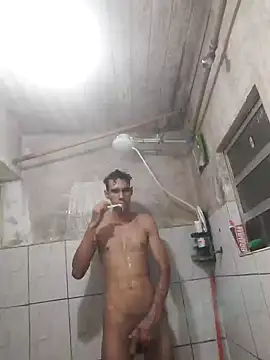 Snapshot of Dedede32 chatting on 09-18-25, 01:19 Dedede32 online show from 09-18-25, 01:19