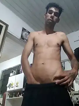 Snapshot of Dedede32 chatting on 09-20-25, 12:04 Dedede32 online show from 09-20-25, 12:04