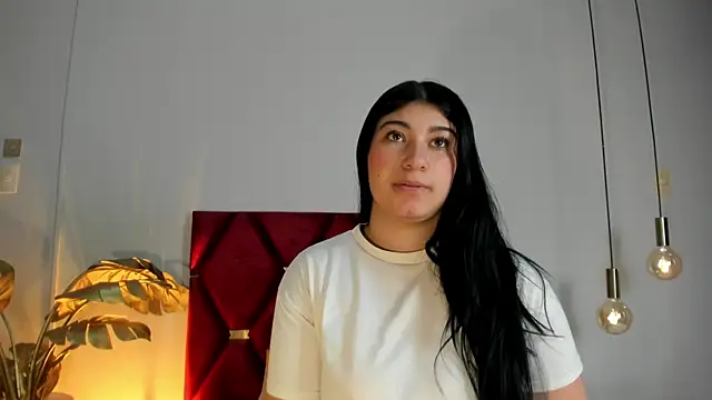 Snapshot of MaraRosenthal chatting on 09-26-25, 11:50 MaraRosenthal online show from 09-26-25, 11:50