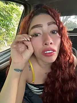 Snapshot of roxyrougee chatting on 06-13-26, 12:03 roxyrougee online show from 06-13-26, 12:03