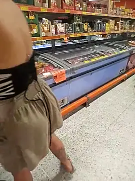 roxyrougee online show from 10-22-25, 04:39