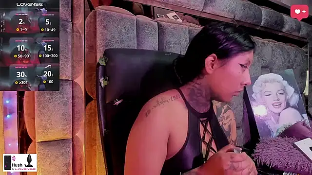 missashlyrosette online show from 02-08-26, 12:41