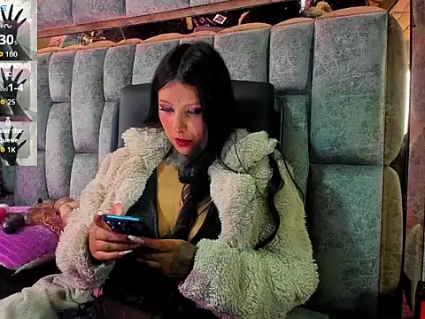 missashlyrosette online show from 11-17-25, 01:37