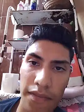 aispuro8505 online show from 10-05-25, 07:32