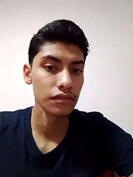 aispuro8505 online show from 12-05-25, 05:28