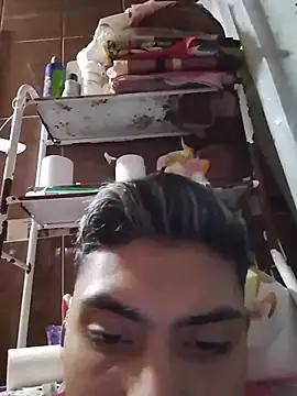 aispuro8505 online show from 01-12-26, 05:25