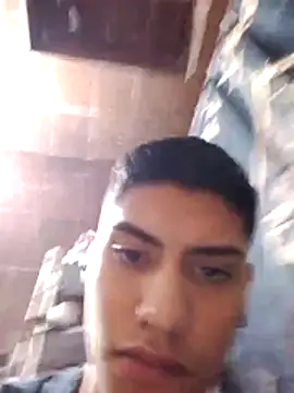 aispuro8505 online show from 11-11-25, 06:41