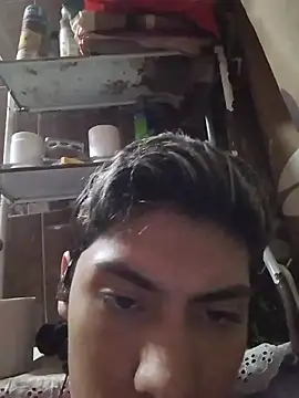 aispuro8505 online show from 04-22-26, 05:53