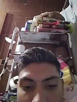 aispuro8505 online show from 01-09-26, 06:31