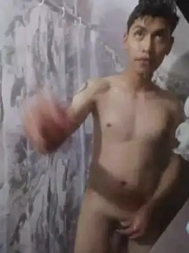 aispuro8505 online show from 04-01-26, 02:02