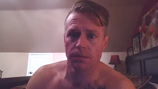 DILFiGuess11 online show from 05-24-26, 04:45