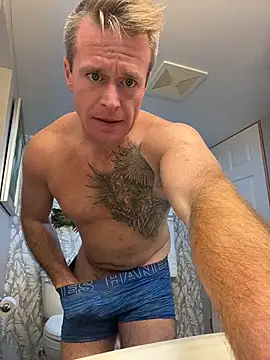 Snapshot of DILFiGuess11 chatting on 11-21-25, 09:03 DILFiGuess11 online show from 11-21-25, 09:03