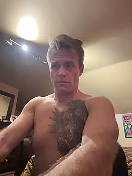 Snapshot of DILFiGuess11 chatting on 01-11-26, 03:57 DILFiGuess11 online show from 01-11-26, 03:57