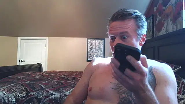 DILFiGuess11 online show from 05-13-26, 08:38