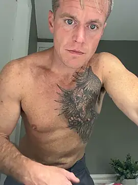 Snapshot of DILFiGuess11 chatting on 09-18-25, 04:48 DILFiGuess11 online show from 09-18-25, 04:48