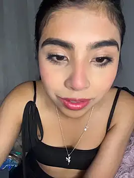 Snapshot of DianeSuns_ chatting on 02-26-26, 04:12 DianeSuns online show from 02-26-26, 04:12